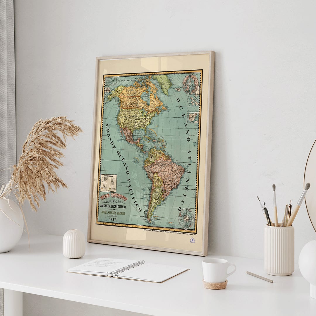 Vintage map poster of North and South America titled América septentrional y América meridional by Paluzie Lucena Josep, framed and displayed in home decor