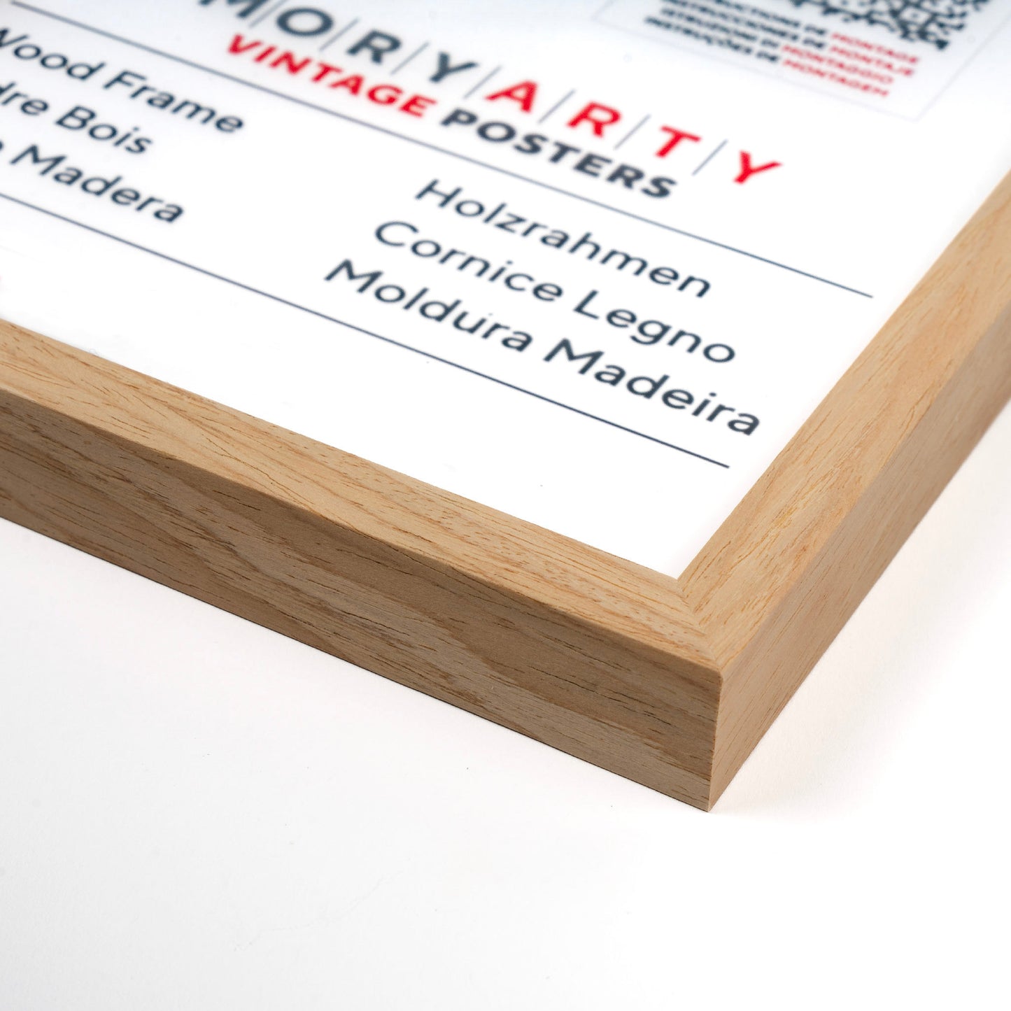 Light pine wood frame with a natural finish, displaying a photo or artwork, classic and elegant design suitable for modern or traditional interiors, front corner closeup picture